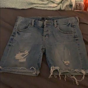 Destroyed denim Bermuda shorts